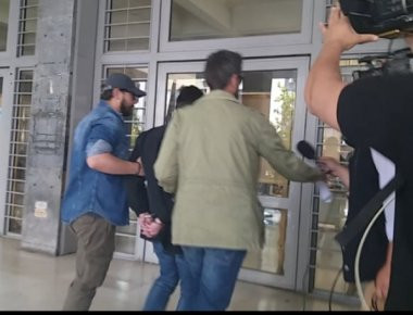 Στον ανακριτή ο 38χρονος γιατρός που κατηγορείται ότι δολοφόνησε την νεαρή μητέρα στο Ιπποκράτειο (βίντεο)